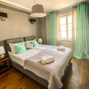 Nowy Swiat 29 Appartement Warschau